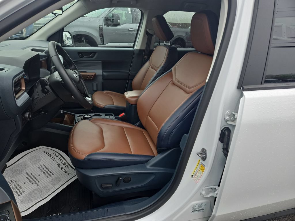Certified 2024 Ford Maverick Lariat FWD image 6