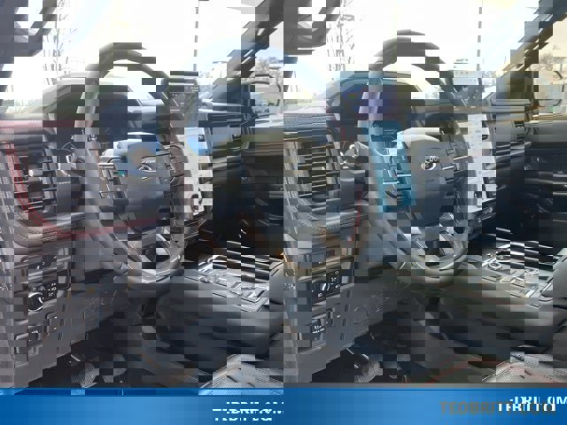 Certified 2024 Ford Expedition Limited image 26