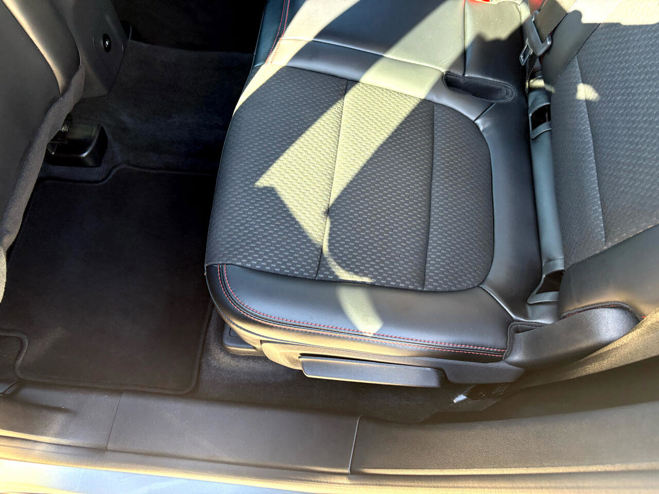 Certified 2024 Ford Escape ST-Line image 39