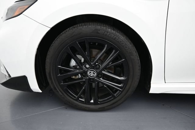 Used 2025 Toyota Camry SE FWD image 10