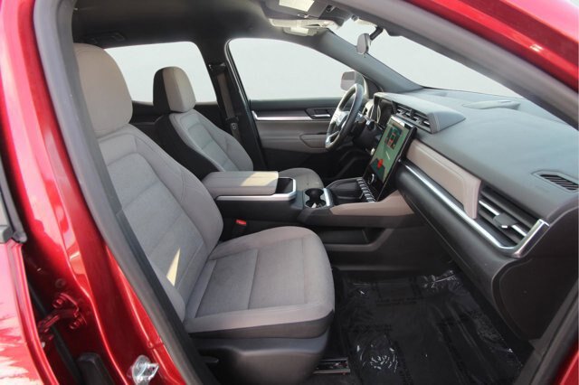 Used 2025 GMC Terrain Elevation w/ Black Edition AWD/4WD image 18