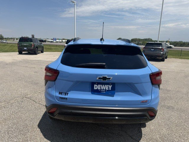 Used 2024 Chevrolet Trax RS w/ Driver Confidence Package FWD image 8