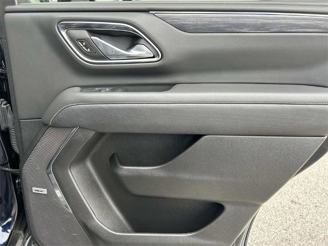 Used 2024 GMC Yukon SLT image 18