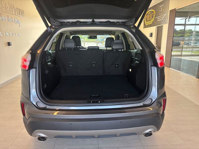 Certified 2022 Ford Edge Titanium AWD/4WD image 10