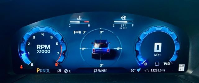 Certified 2025 Ford Bronco Sport Outer Banks w/ Outer Banks Tech Package+ AWD/4WD image 15