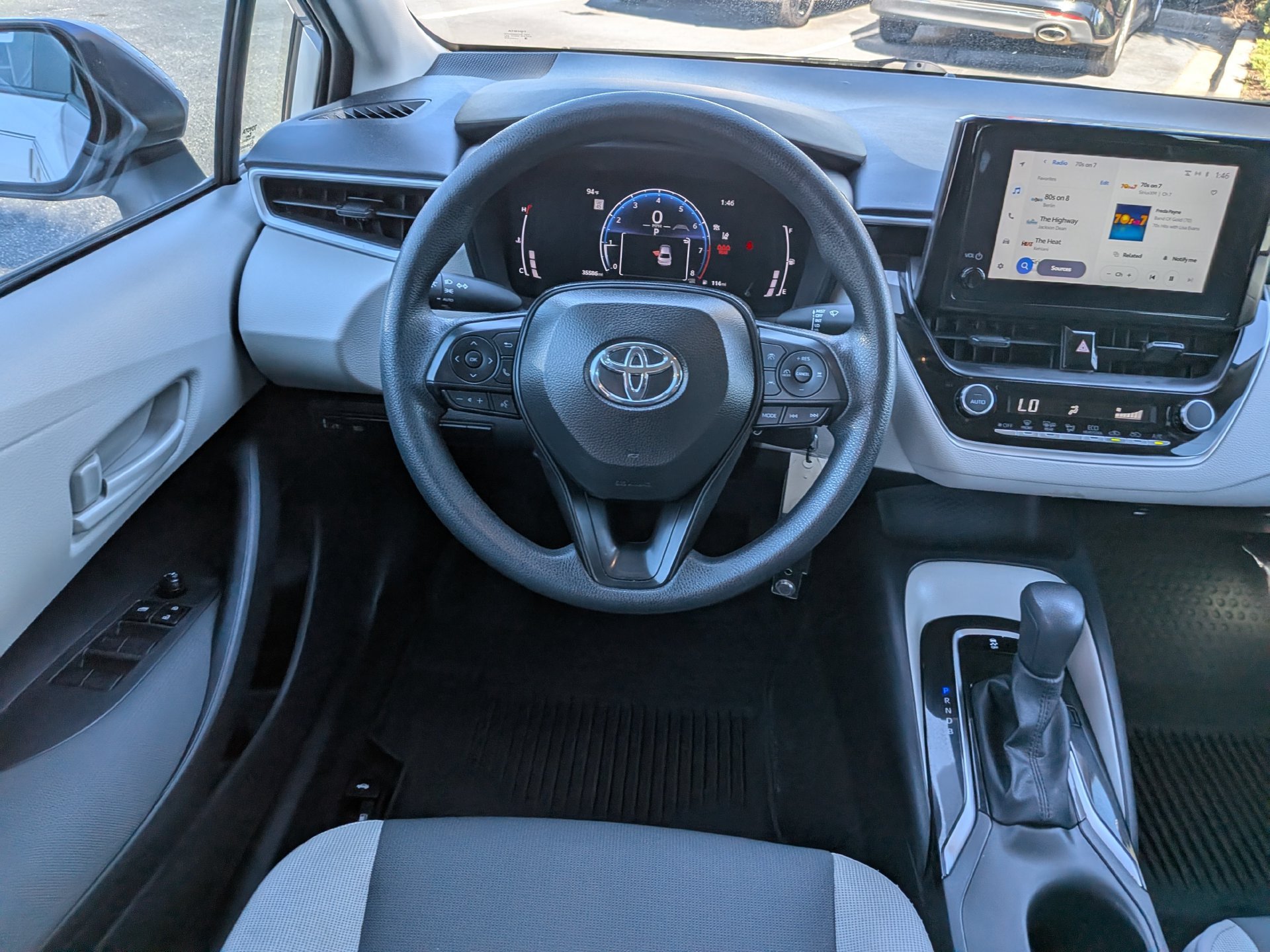 Used 2026 Toyota Corolla LE FWD image 17