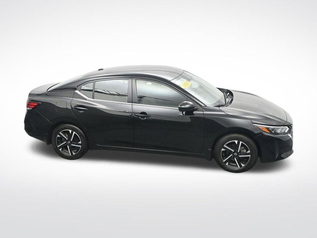 Used 2024 Nissan Sentra SV FWD image 27