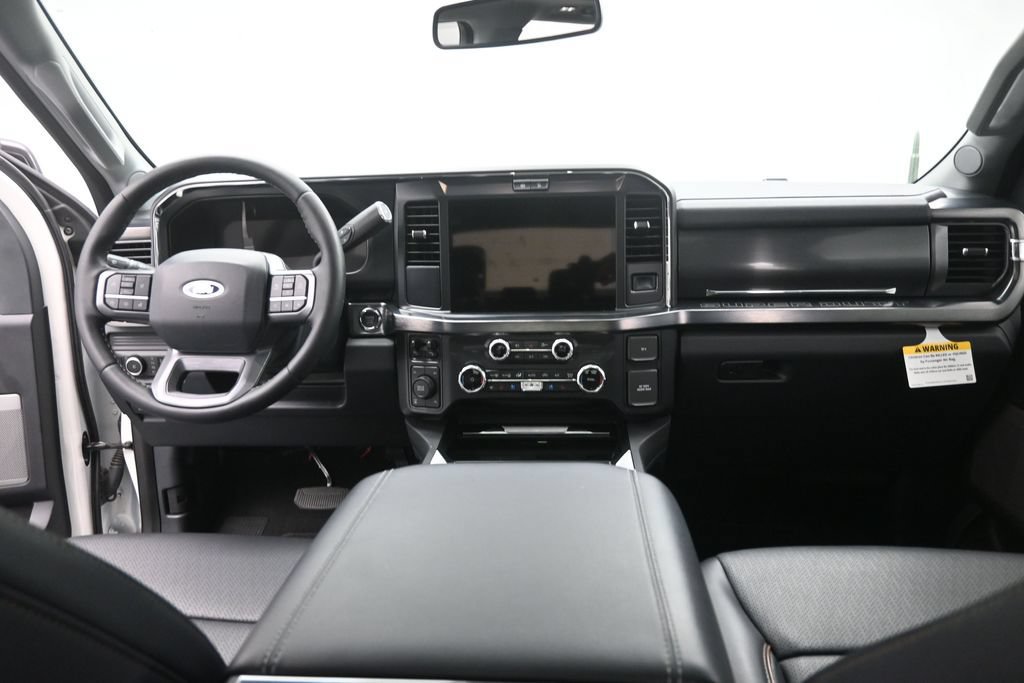 Certified 2025 Ford F250 Lariat w/ Black Appearance Package AWD/4WD image 28