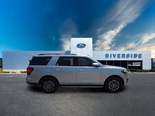 Certified 2022 Ford Expedition XLT AWD/4WD image 9