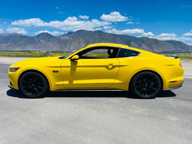 Certified 2017 Ford Mustang GT Premium w/ Black Accent Package RWD image 2