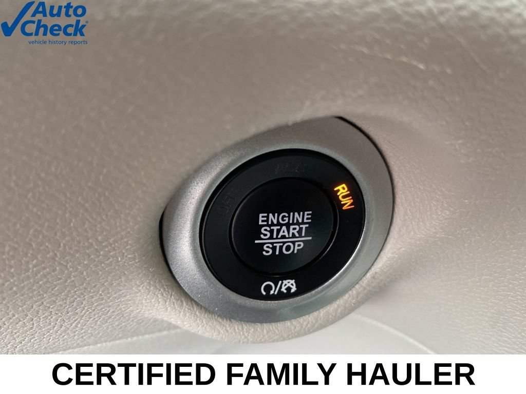 Used 2024 Chrysler Pacifica Touring-L FWD image 37