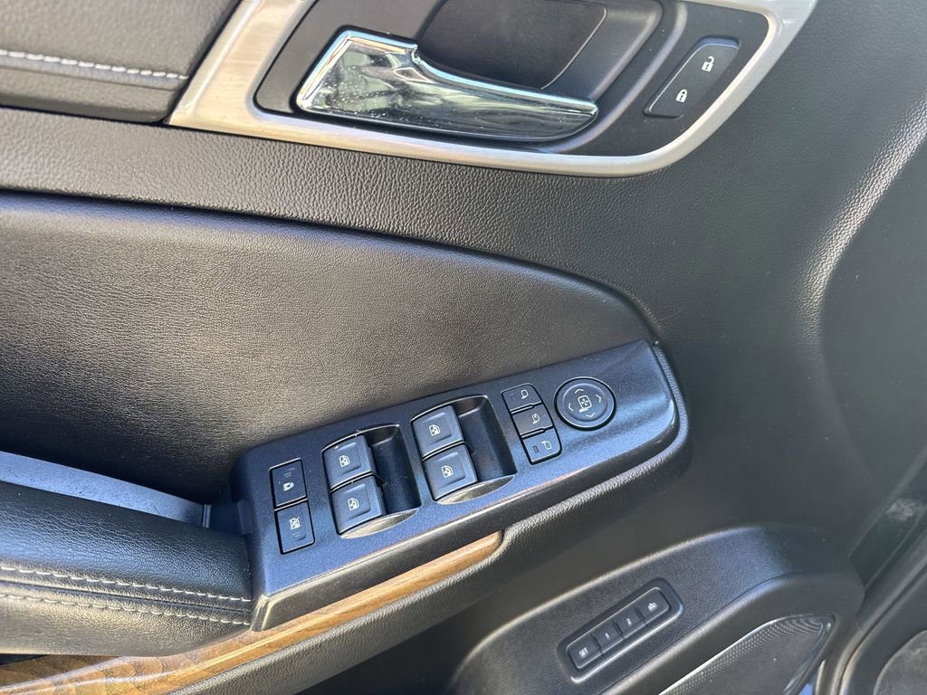 Used 2020 GMC Yukon Denali w/ Denali Ultimate Package image 13