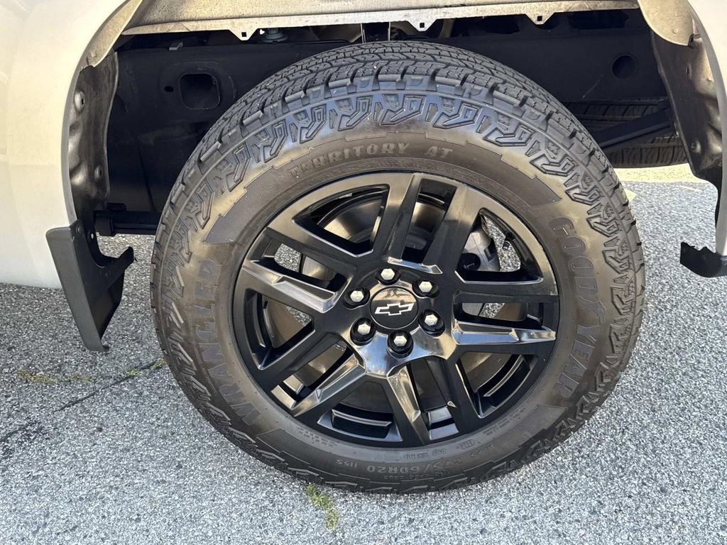 Used 2022 Chevrolet Silverado 1500 Custom RWD image 8