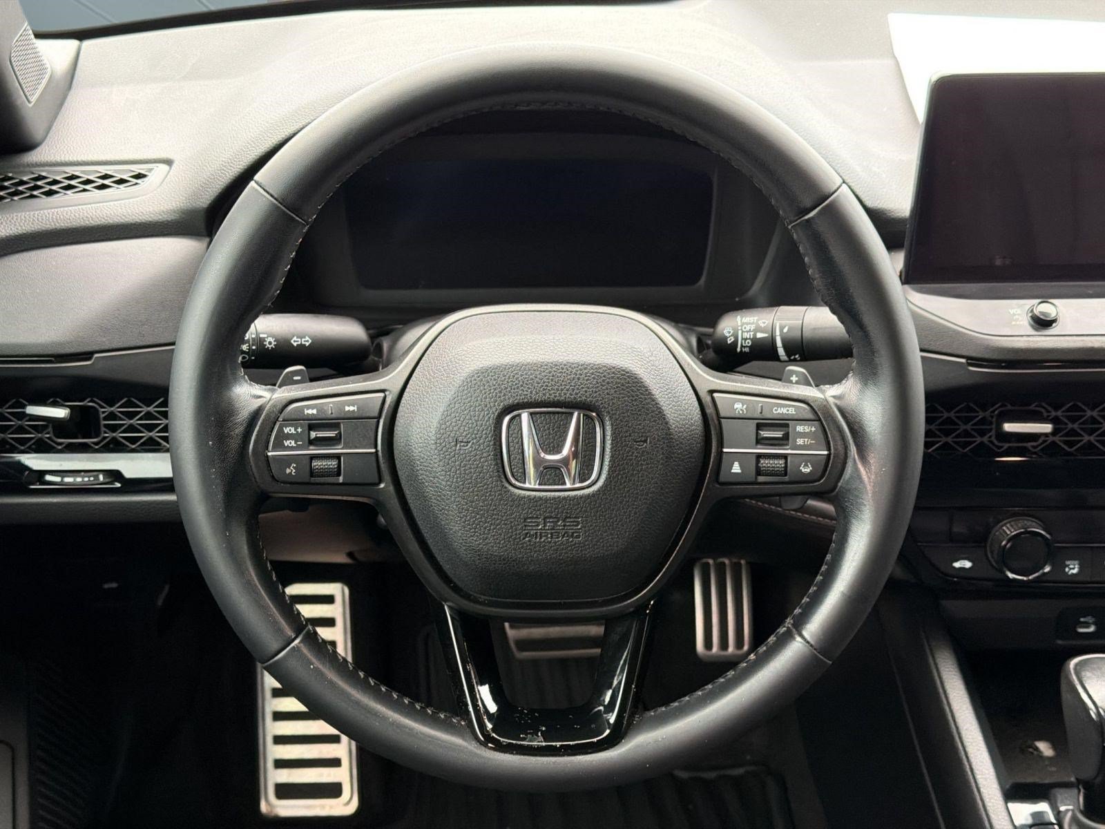 Used 2023 Honda Accord Sport image 11