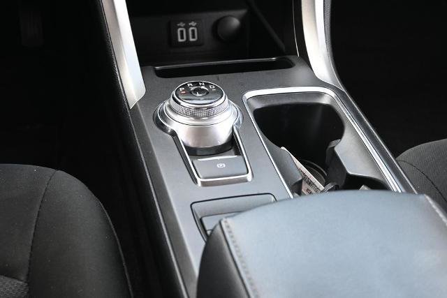 Certified 2020 Ford Fusion SE FWD image 28