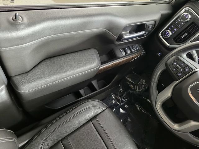 Used 2020 GMC Sierra 1500 Denali w/ Denali Premium Package AWD/4WD image 32