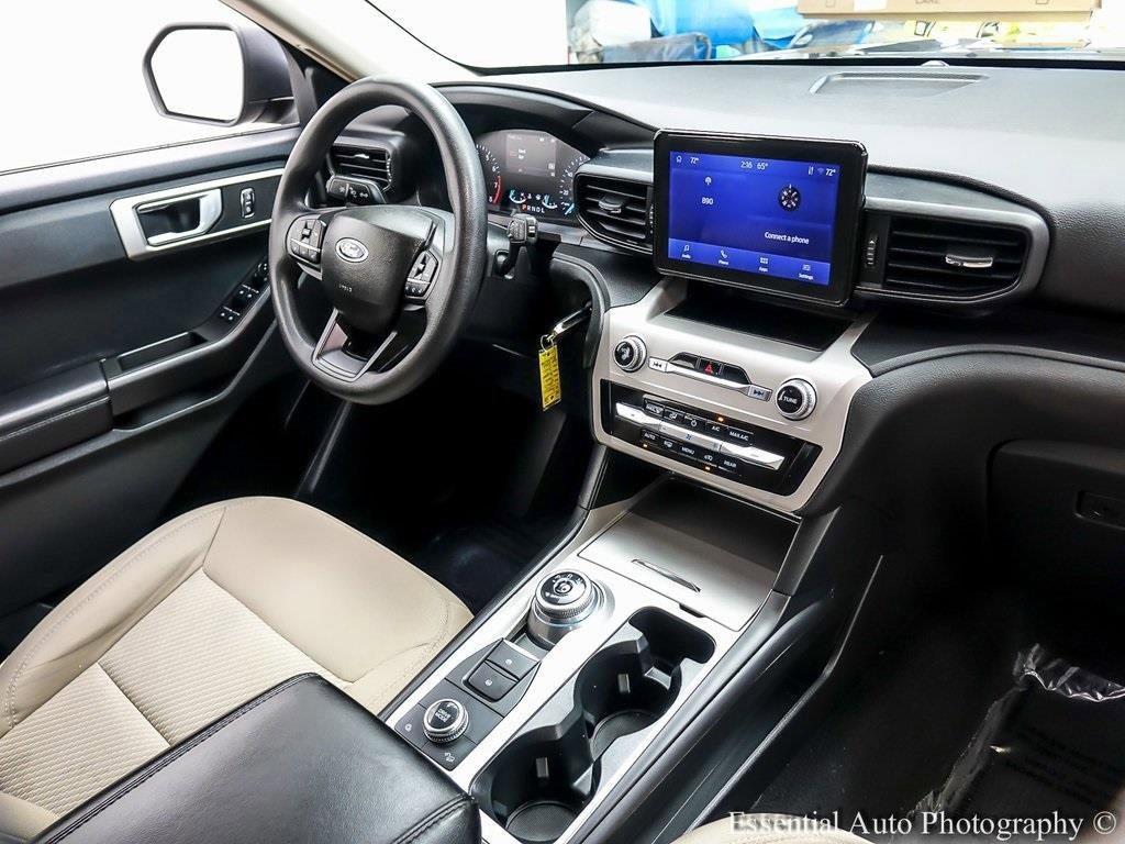 Certified 2023 Ford Explorer 4WD image 26