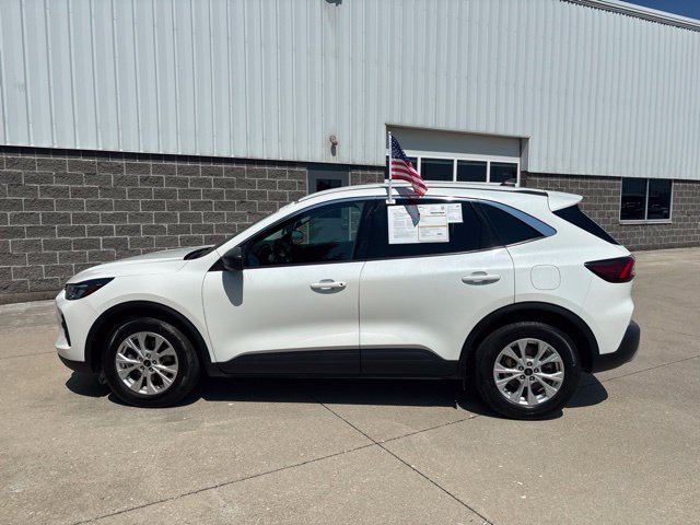 Certified 2023 Ford Escape Active FWD image 9