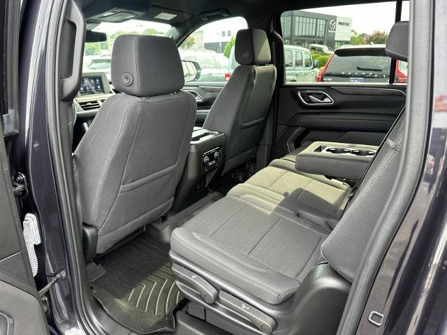 Used 2024 Chevrolet Suburban LS RWD image 23