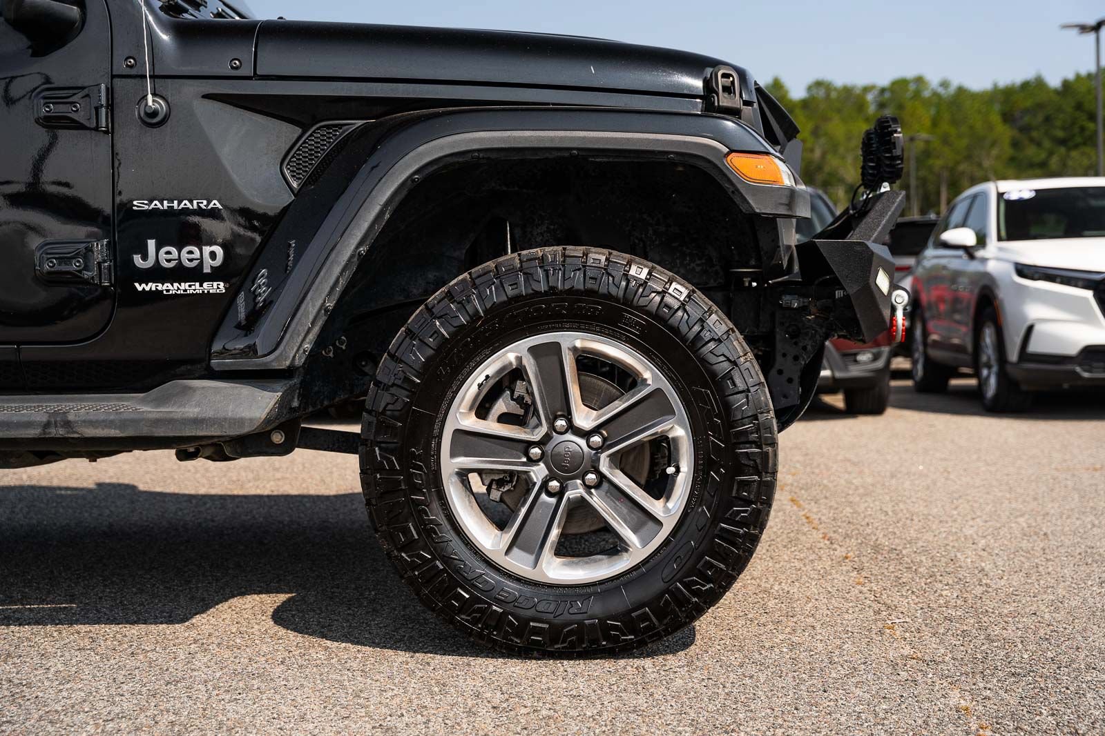 Used 2021 Jeep Wrangler Unlimited Sahara AWD/4WD image 9