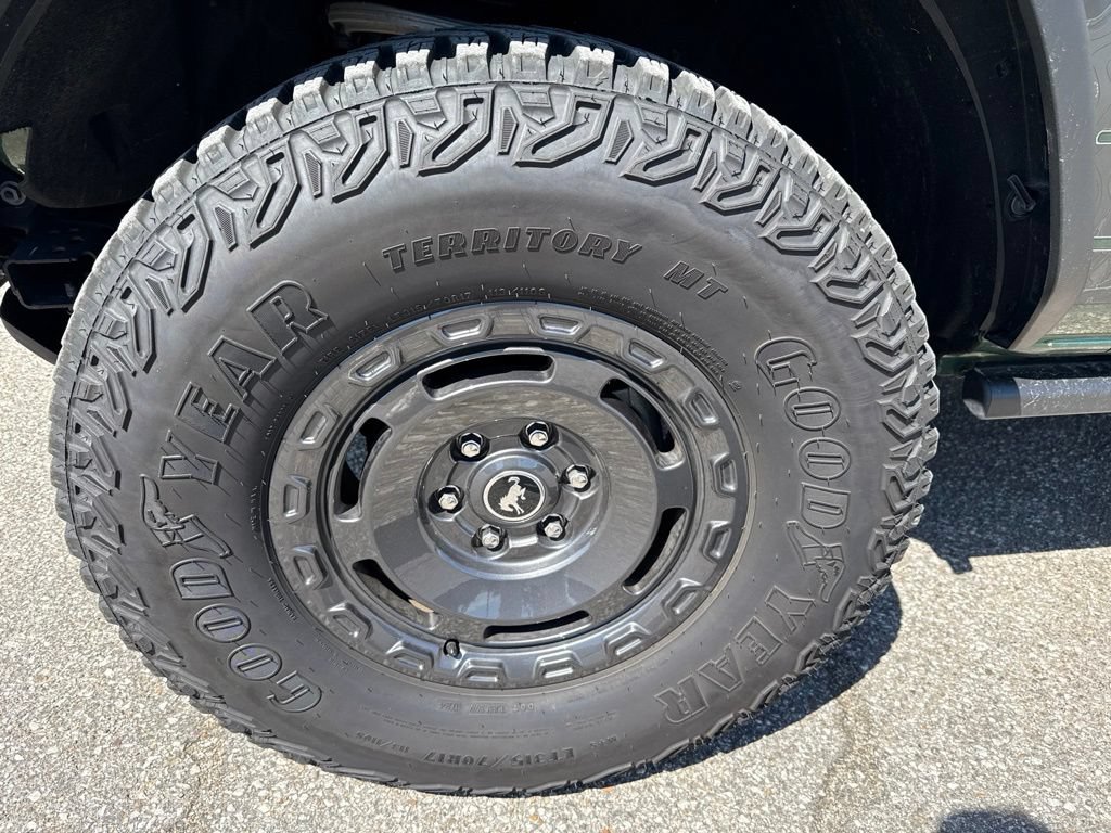 Certified 2024 Ford Bronco Everglades AWD/4WD image 2