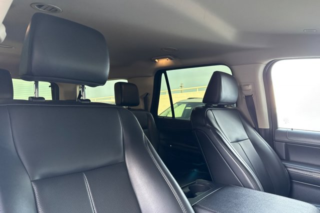 Certified 2022 Ford Expedition Max XLT RWD image 20