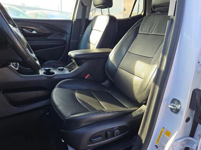 Used 2023 GMC Terrain SLT image 21