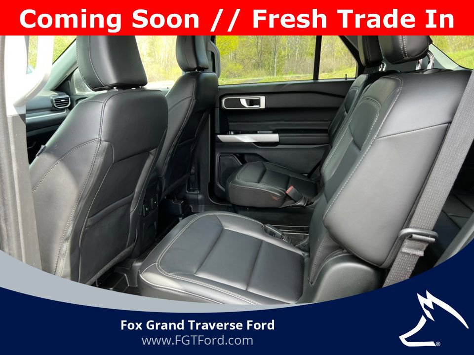 Certified 2023 Ford Explorer XLT w/ Equipment Group 202A AWD/4WD image 4
