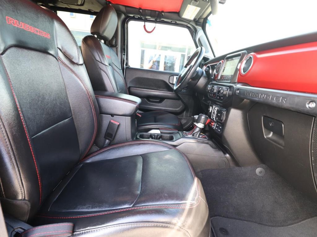 Used 2022 Jeep Wrangler Unlimited Rubicon AWD/4WD image 16