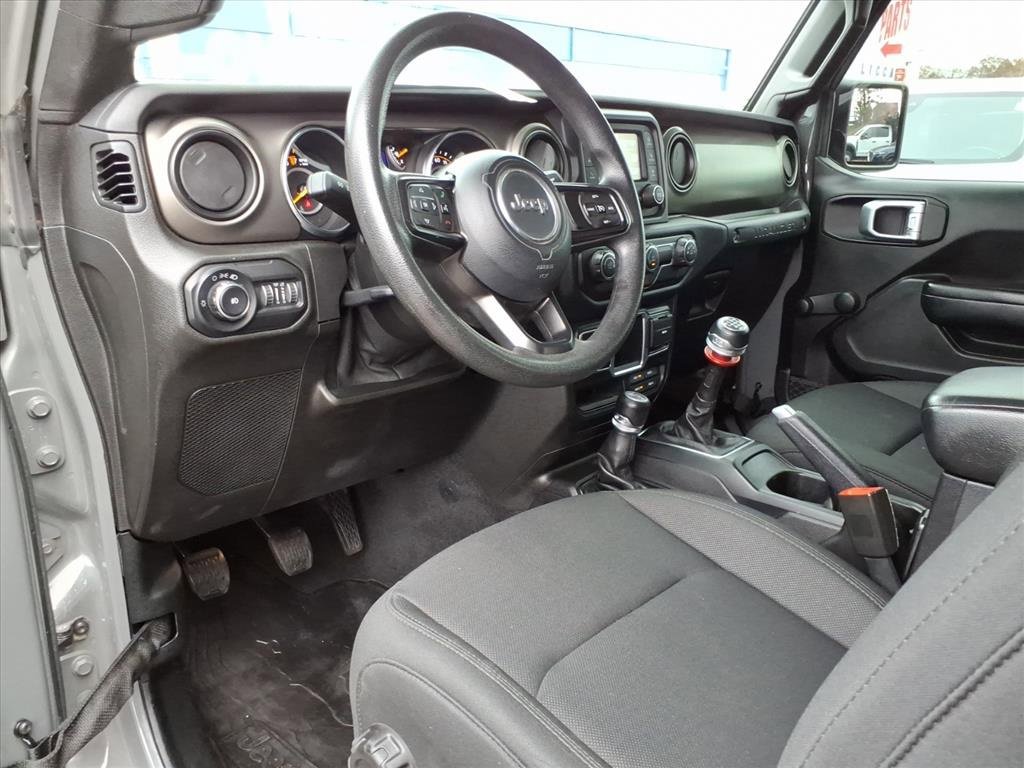 Used 2018 Jeep Wrangler Unlimited Sport image 12
