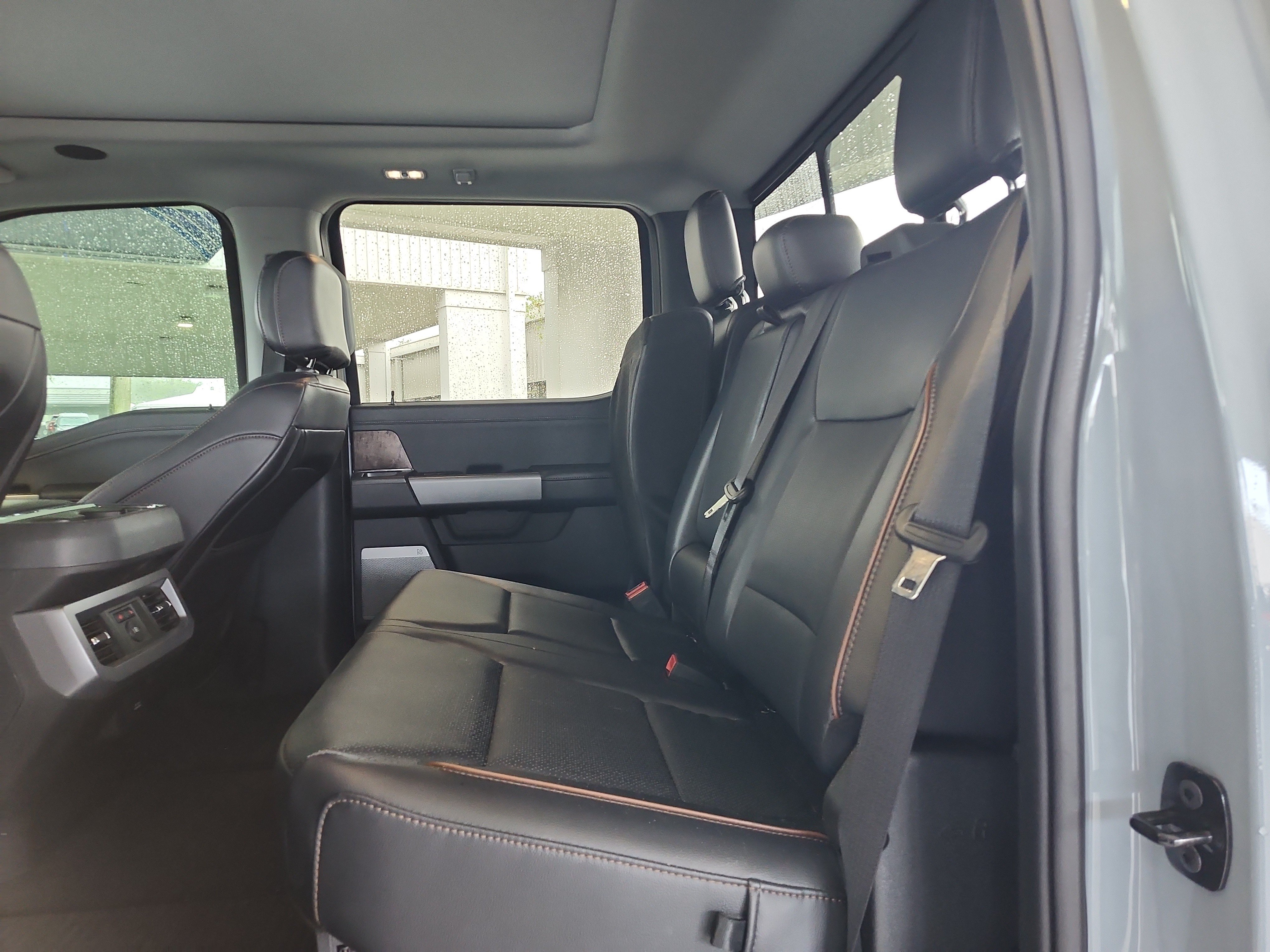 Certified 2025 Ford F250 Lariat w/ Lariat Ultimate Package AWD/4WD image 17