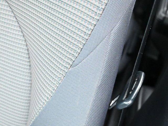 Used 2024 Toyota Highlander LE image 13