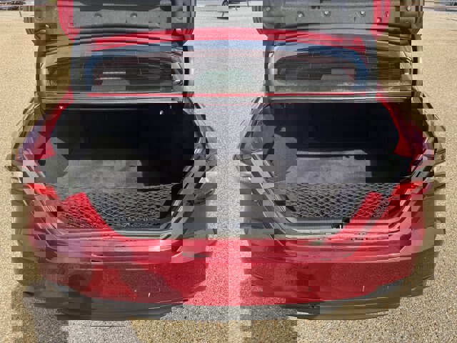 Used 2022 Toyota Camry LE image 28