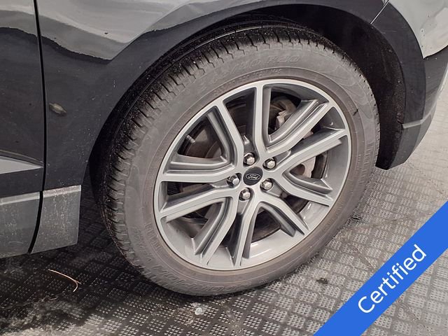 Certified 2024 Ford Edge Titanium w/ Equipment Group 301A AWD/4WD image 29