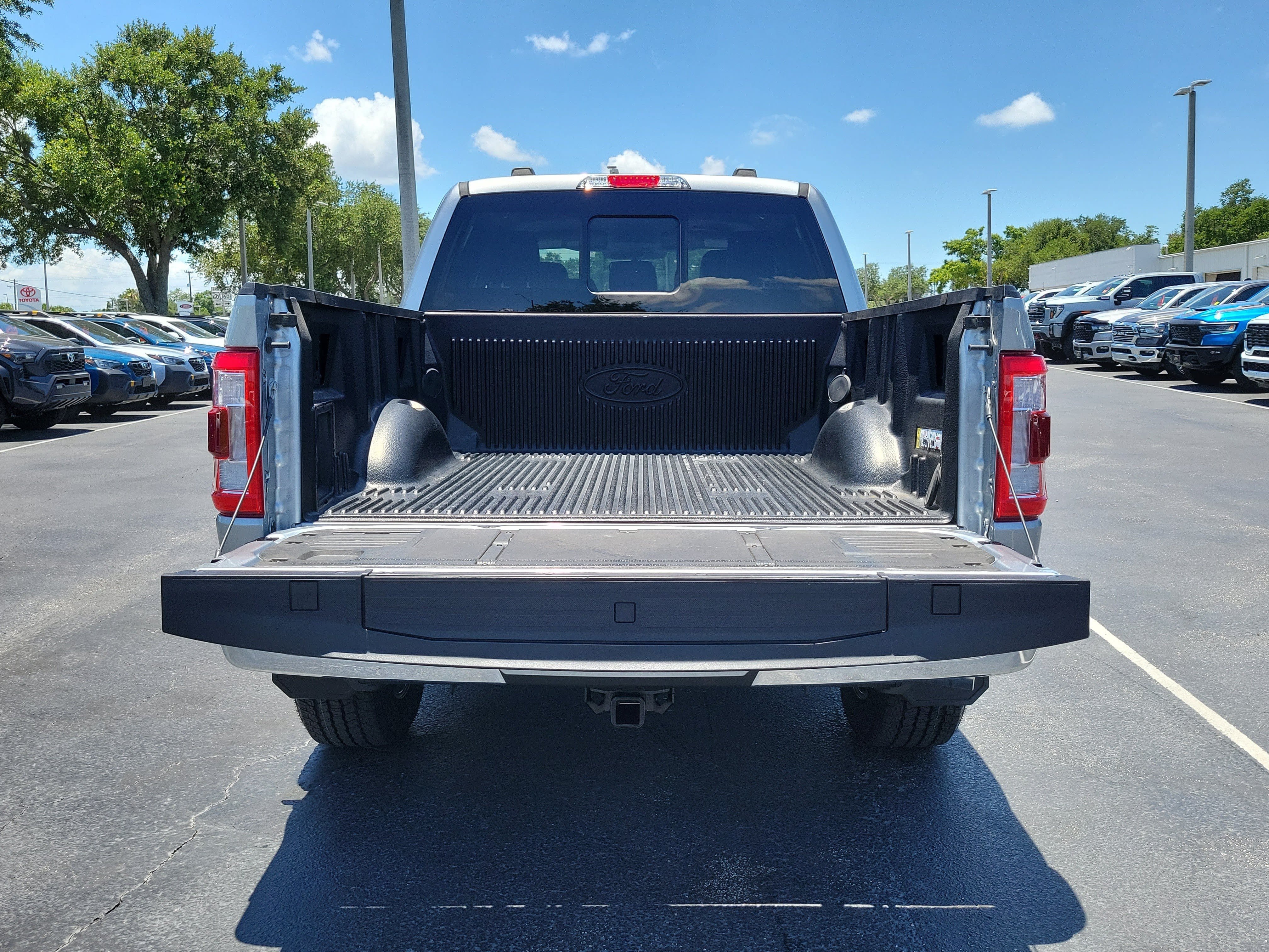 Certified 2023 Ford F150 Lariat w/ Trailer Tow Package AWD/4WD image 10