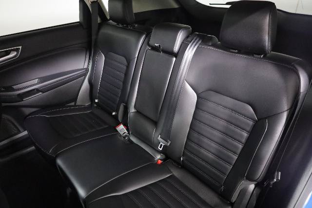 Certified 2024 Ford Edge SEL w/ Convenience Package AWD/4WD image 11