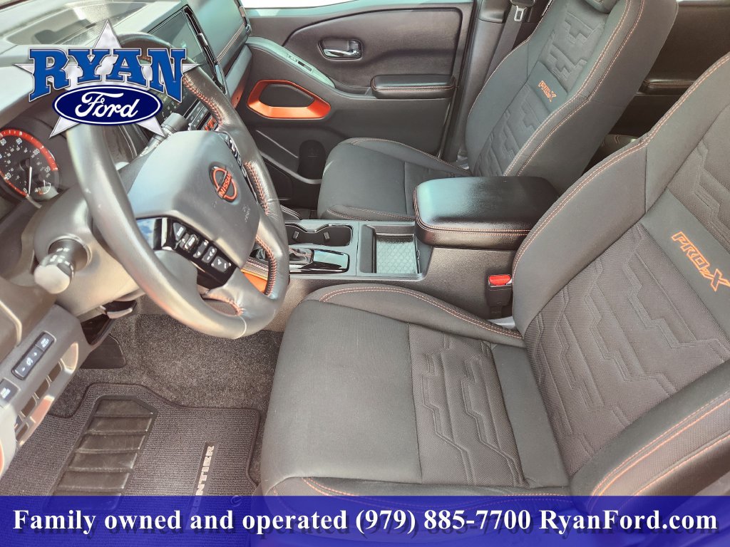 Used 2025 Nissan Frontier Pro-X RWD image 9