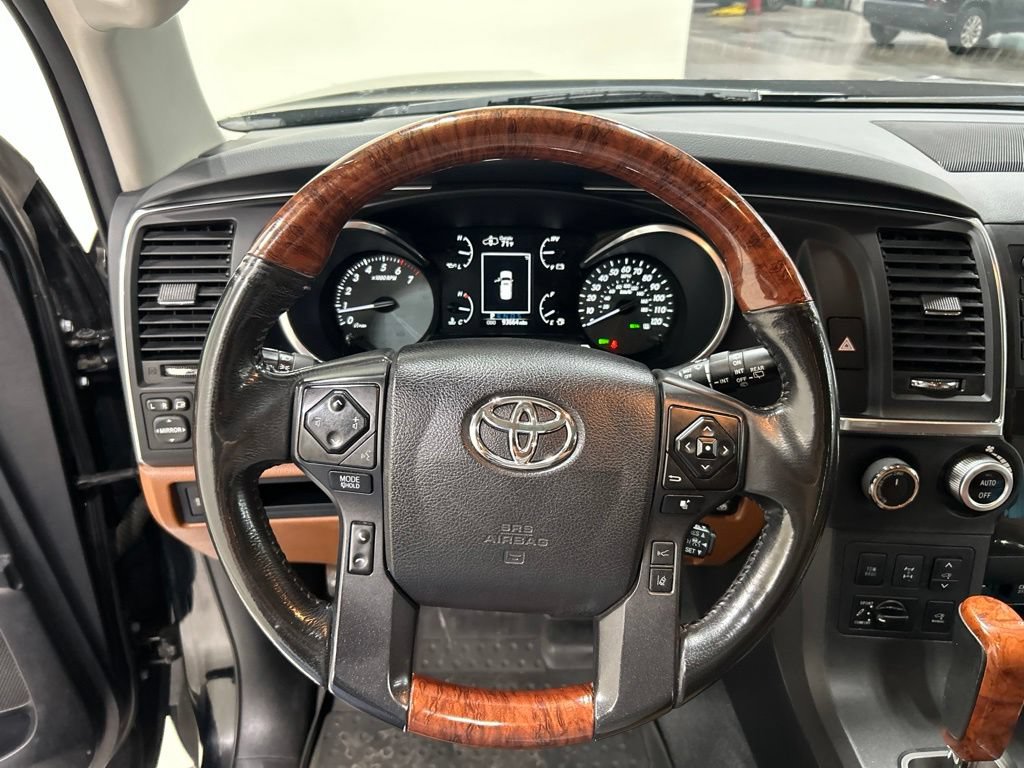 Used 2021 Toyota Sequoia Platinum AWD/4WD image 14