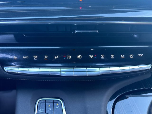 Used 2024 Cadillac Escalade ESV Sport w/ LPO, ONYX Package image 20