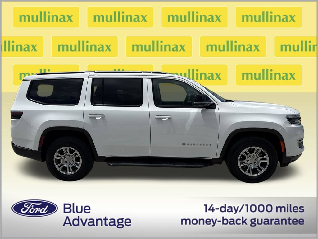 Used 2024 Jeep Wagoneer 4WD image 2