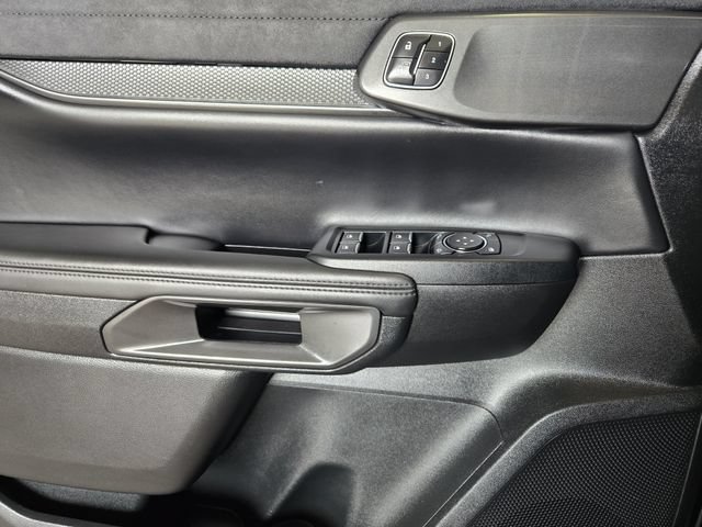 Certified 2025 Ford Ranger Raptor AWD/4WD image 24