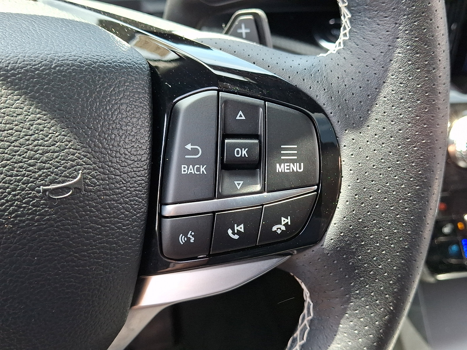 Certified 2023 Ford Explorer ST w/ Equipment Group 401A AWD/4WD image 30