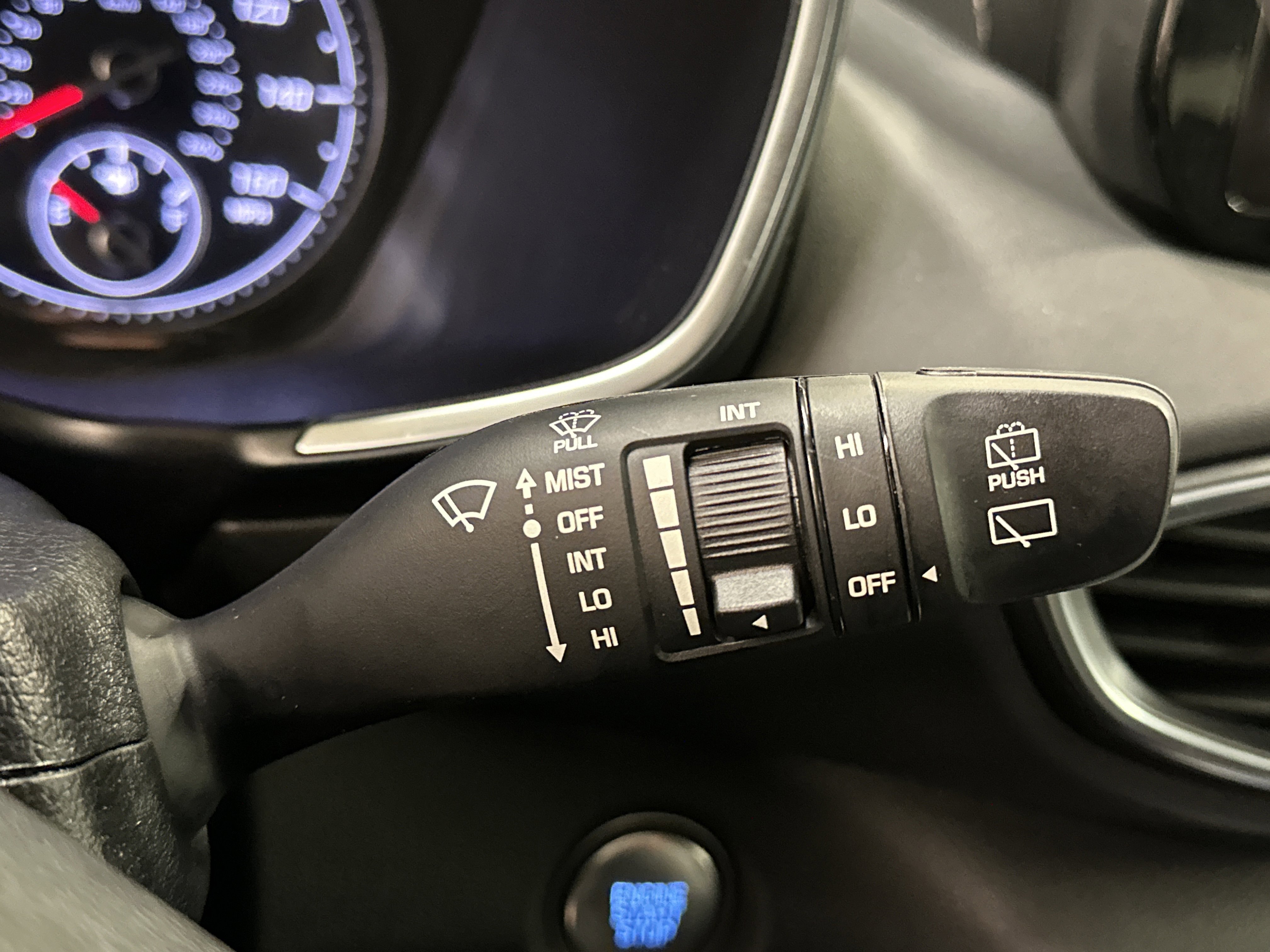 Used 2023 Hyundai Santa Fe SEL image 35