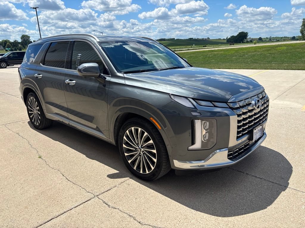 Used 2023 Hyundai Palisade Calligraphy AWD/4WD image 3
