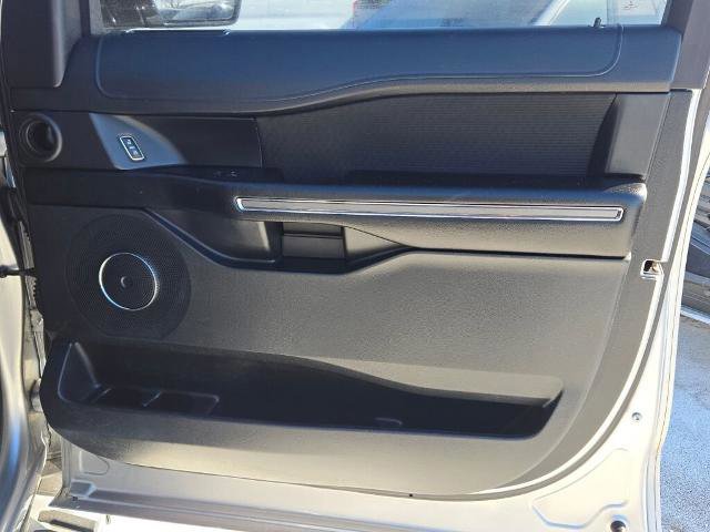Certified 2020 Ford Expedition XLT w/ FX4 Off-Road Package image 10