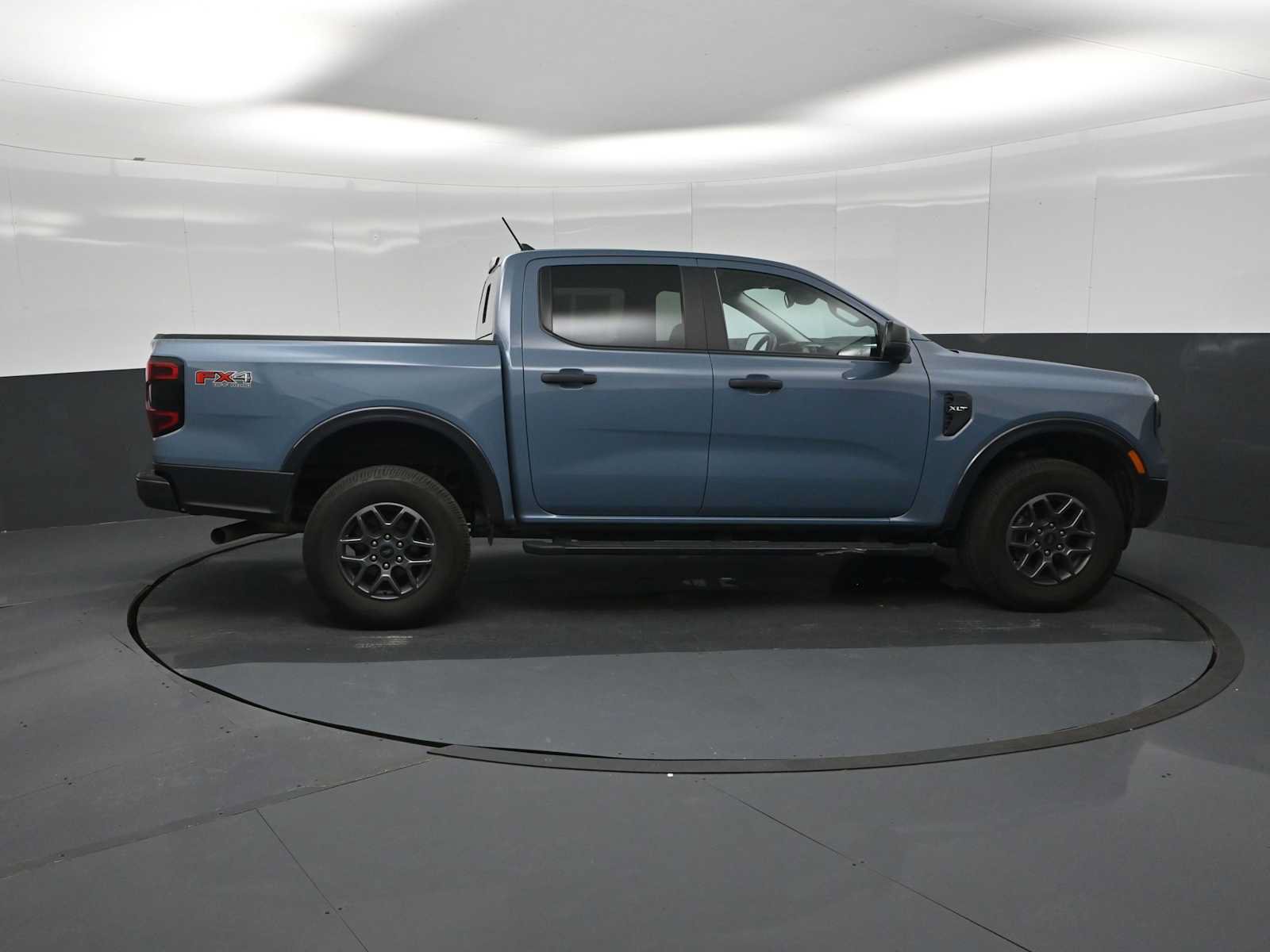 Certified 2024 Ford Ranger XLT w/ FX4 Off-Road Package AWD/4WD image 9