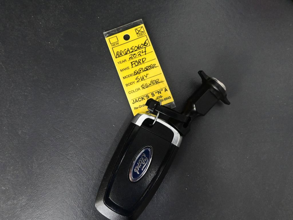 Certified 2024 Ford Explorer XLT w/ Equipment Group 202A image 22