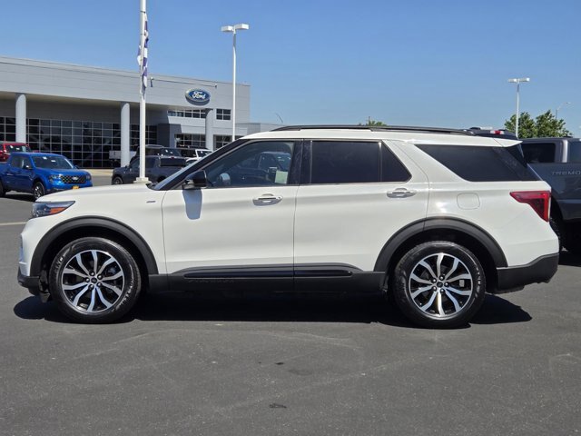 Certified 2022 Ford Explorer ST-Line w/ Class IV Trailer Tow Package AWD/4WD image 7