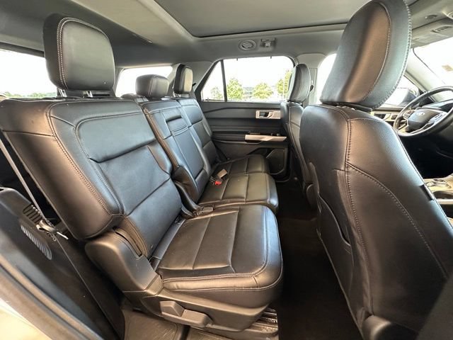 Certified 2024 Ford Explorer Limited w/ Limited Technology Package AWD/4WD image 28
