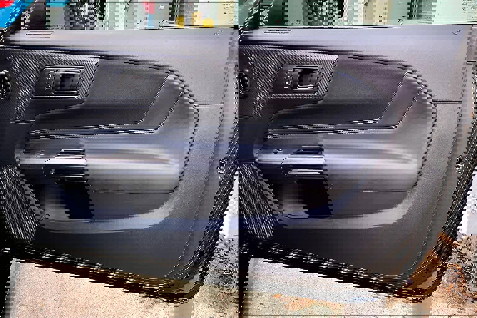 Certified 2025 Ford Mustang Dark Horse image 23